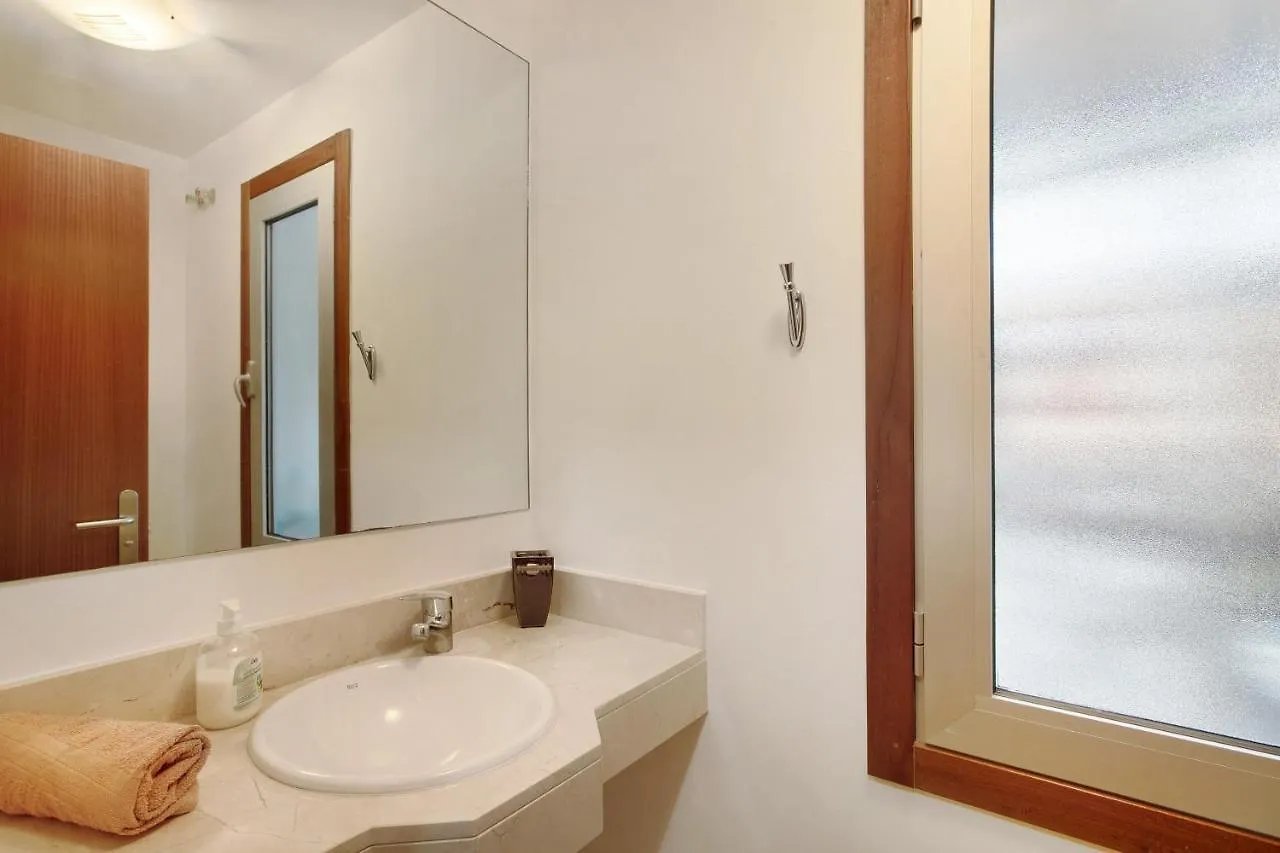 La Quinta Adosado Villa Santa Úrsula Alpesi faház